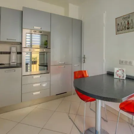 Apartament Grand Deux Pieces - Hyper Centre Nicea