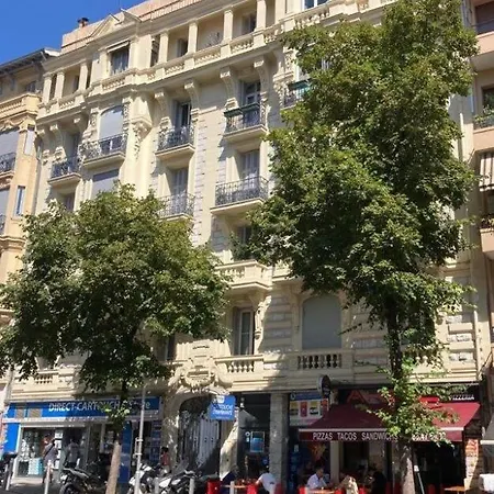 Apartament Grand Deux Pieces - Hyper Centre